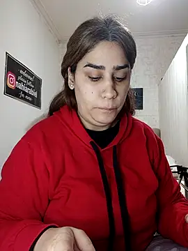 nahiarabiel33 online show from 07/02/26, 04:13