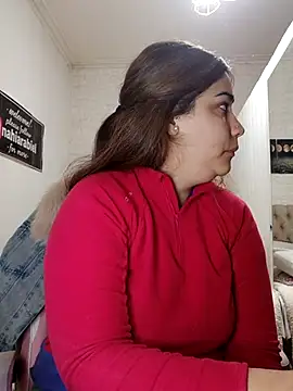 nahiarabiel33 online show from 07/05/26, 06:04