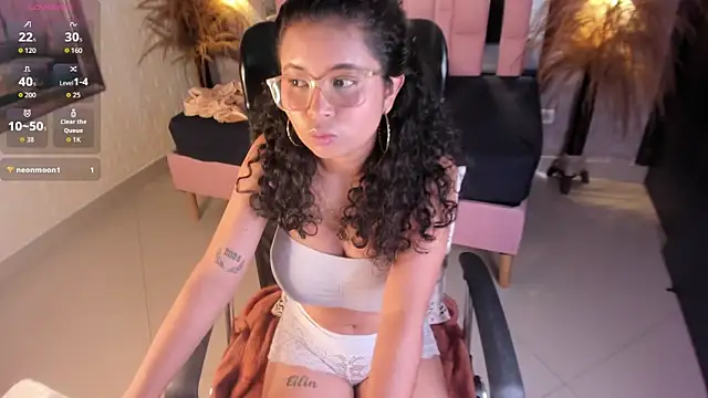 Snapshot of griselle_rousse chatting on 11/10/25, 08:52 griselle rousse online show from 11/10/25, 08:52