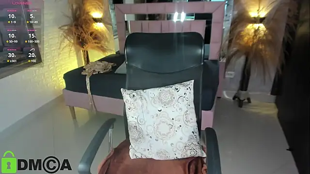 Snapshot of griselle_rousse chatting on 11/11/25, 07:36 griselle rousse online show from 11/11/25, 07:36