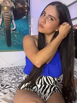 Snapshot of alisaa_jhons1 chatting on 12/05/25, 12:52 alisaa jhons1 online show from 12/05/25, 12:52