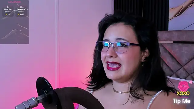 Lalalemoonds online show from 05/17/26, 12:45