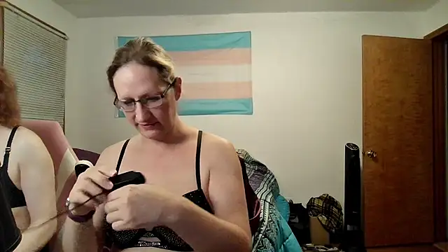 Savanah Banana  online show from 06/06/26, 10:31