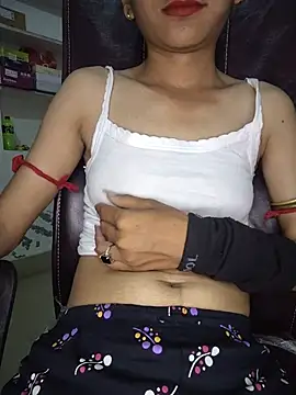 Isha kumari 69 online show from 05/20/26, 04:24