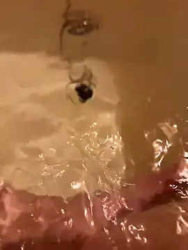 Snapshot of houkeiboy78 chatting on 11/23/25, 10:04 houkeiboy78 online show from 11/23/25, 10:04