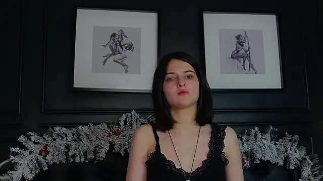Snapshot of Ruby_de_Cherry chatting on 12/15/25, 12:31 Ruby de Cherry online show from 12/15/25, 12:31