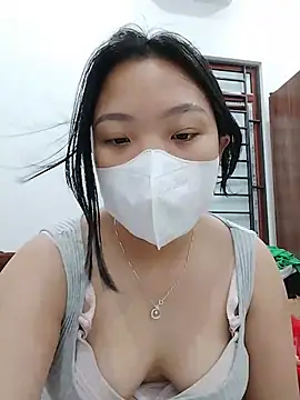 linh-xinh18 online show from 07/03/26, 02:45