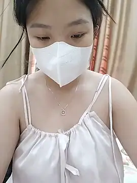 linh-xinh18 online show from 07/26/26, 10:00