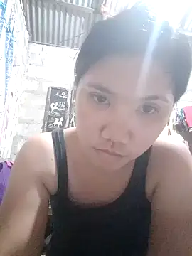 Snapshot of JuicyKittie20 chatting on 11/08/25, 06:24 JuicyKittie20 online show from 11/08/25, 06:24