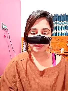 Snapshot of Nishi-3 chatting on 12/22/25, 01:19 Nishi-3 online show from 12/22/25, 01:19