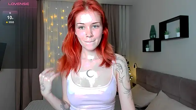 alice with freckles online show from 11/29/25, 02:09