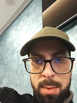 Snapshot of Badikarde chatting on 11/07/25, 07:58 Badikarde online show from 11/07/25, 07:58