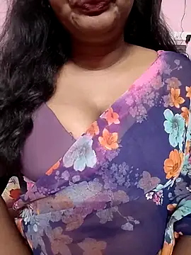 Keerthee  online show from 11/06/25, 03:13