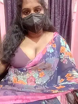 Keerthee  online show from 11/07/25, 09:53