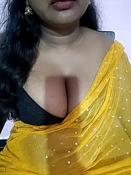 Keerthee  online show from 11/09/25, 09:13