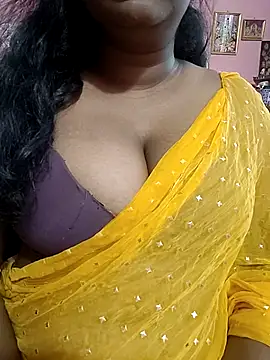 Keerthee  online show from 11/13/25, 08:24