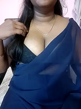 Keerthee  online show from 12/04/25, 07:06