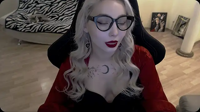 fromsun forsoul777 online show from 11/18/25, 11:25