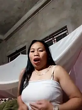 Karen china online show from 11/25/25, 09:37