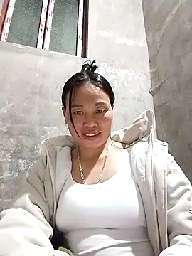 Karen china online show from 12/04/25, 12:25