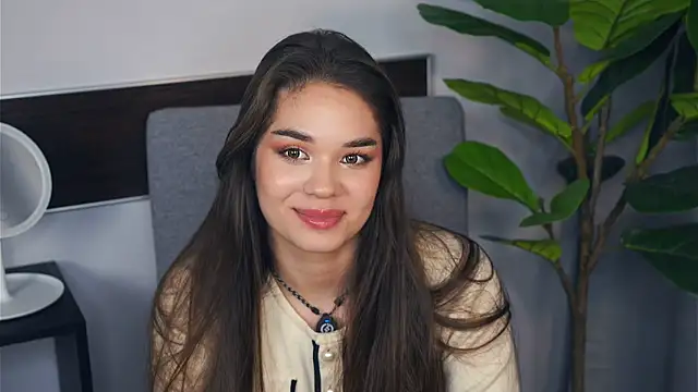 JanelKofron online show from 11/08/25, 01:55