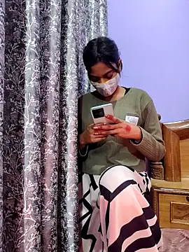 Student12th online show from 11/22/25, 03:44