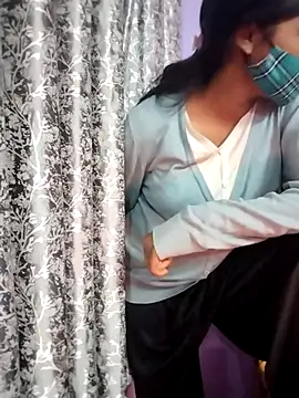 Student12th online show from 12/03/25, 04:49