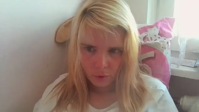 HornyElena online show from 06/08/26, 03:34