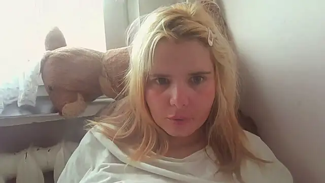 HornyElena online show from 06/20/26, 04:43