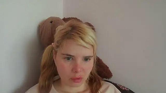 HornyElena online show from 07/07/26, 10:08