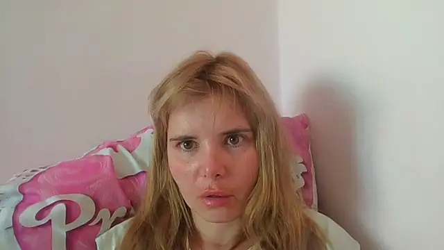 HornyElena online show from 07/25/26, 02:14