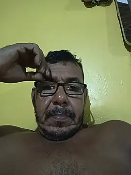 Snapshot of bruno_324278 chatting on 06/13/26, 01:58 bruno 324278 online show from 06/13/26, 01:58