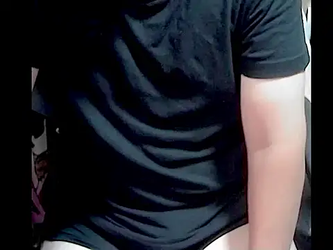 Snapshot of kk05483 chatting on 11/06/25, 06:20 kk05483 online show from 11/06/25, 06:20