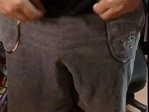 Snapshot of kk05483 chatting on 11/15/25, 03:52 kk05483 online show from 11/15/25, 03:52