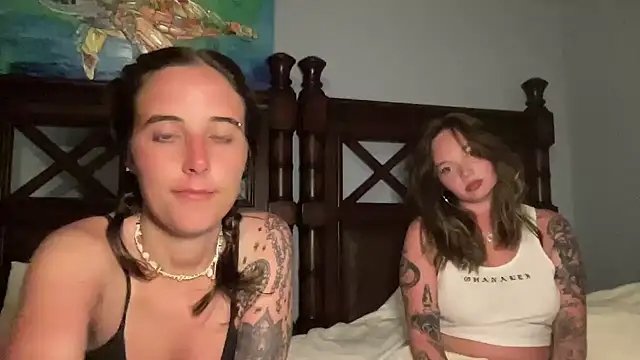 angelgirl98 online show from 04/15/26, 05:25