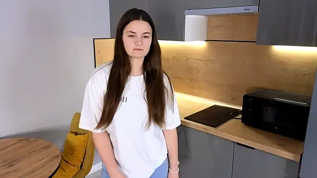 Snapshot of JoyBradley chatting on 11/29/25, 07:11 JoyBradley online show from 11/29/25, 07:11