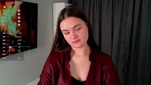 Snapshot of JoyBradley chatting on 12/18/25, 06:08 JoyBradley online show from 12/18/25, 06:08