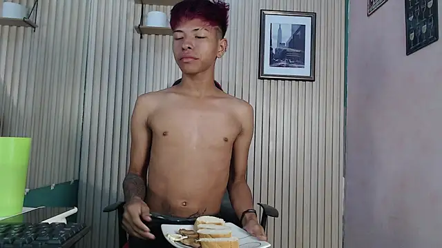 Tessachains 2  online show from 11/14/25, 03:00