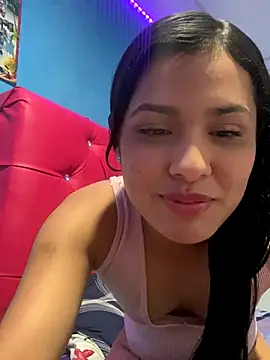 Snapshot of Chiquinquira3 chatting on 11/27/25, 04:25 Chiquinquira3 online show from 11/27/25, 04:25