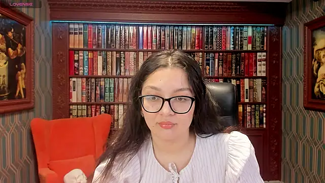 ZarifaEastWonder online show from 11/08/25, 09:46