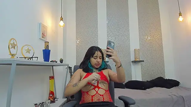 Luary69  online show from 11/07/25, 11:54