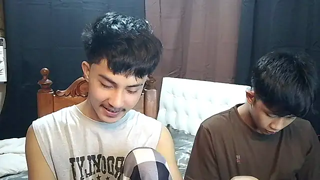 Snapshot of Urloverhardcock chatting on 07/27/26, 04:14 Urloverhardcock online show from 07/27/26, 04:14