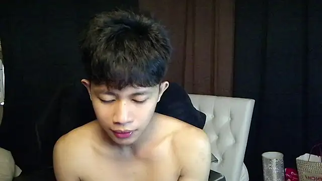 Snapshot of Urloverhardcock chatting on 07/28/26, 07:37 Urloverhardcock online show from 07/28/26, 07:37