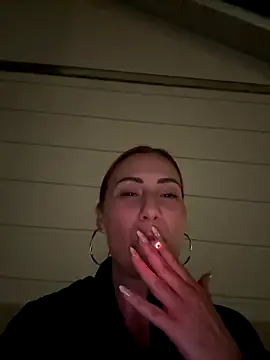 Snapshot of pervimilf chatting on 11/16/25, 10:26 pervimilf online show from 11/16/25, 10:26