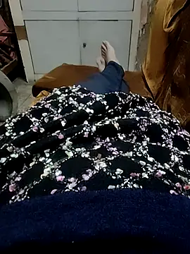 iiseemasingh online show from 11/17/25, 03:56