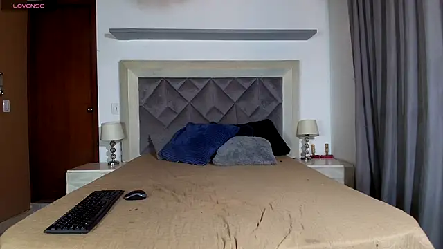 OurPerfectMix online show from 11/12/25, 03:29