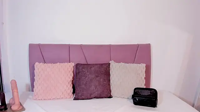 elena wolff online show from 06/30/26, 11:33