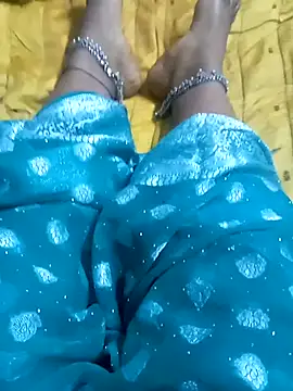 Snapshot of Rathi_telugu_couple chatting on 05/04/26, 03:02 Rathi telugu couple online show from 05/04/26, 03:02