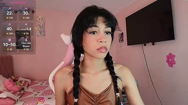 Snapshot of TOOKIOG_ chatting on 06/18/26, 05:39 TOOKIOG online show from 06/18/26, 05:39