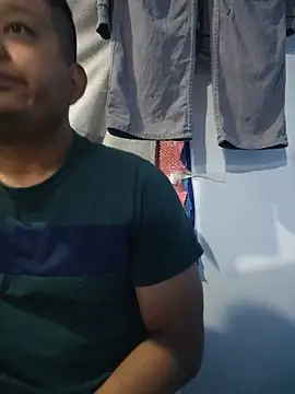 themorenofit08 online show from 06/12/26, 11:46